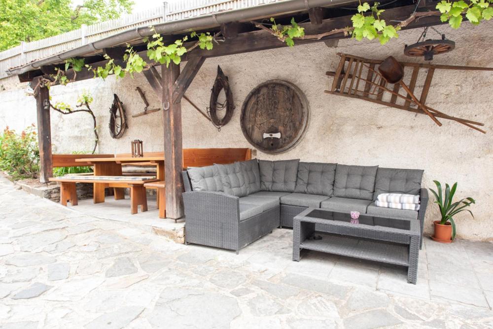 Gaestehaus Schuetz Spitz an der Donau Exterior foto